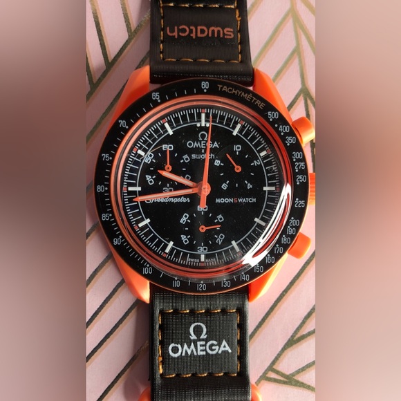 Swatch X Omega Unisex Bioceramic MoonSwatch Mission On Earth Lava Edition - Picture 3 of 16